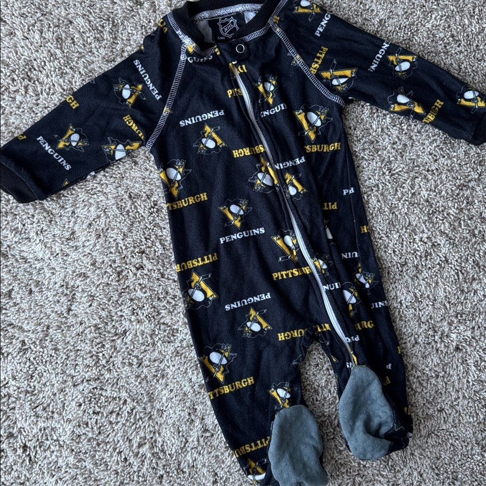 Pittsburgh Penguins footie pajamas